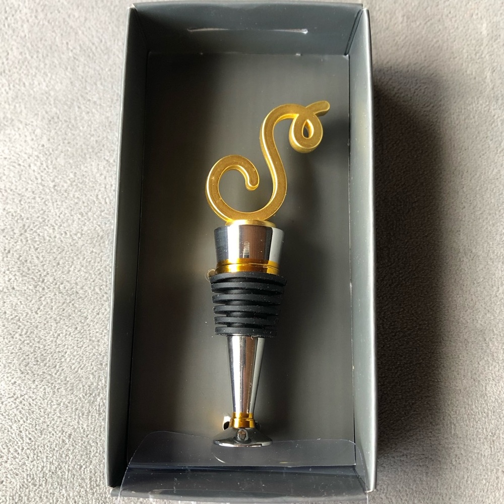 “S” Wine Bottle Stopper ~ Brand New!
